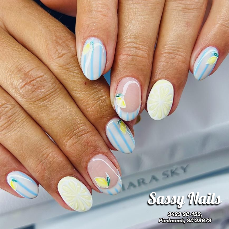 Sassy Nails logo