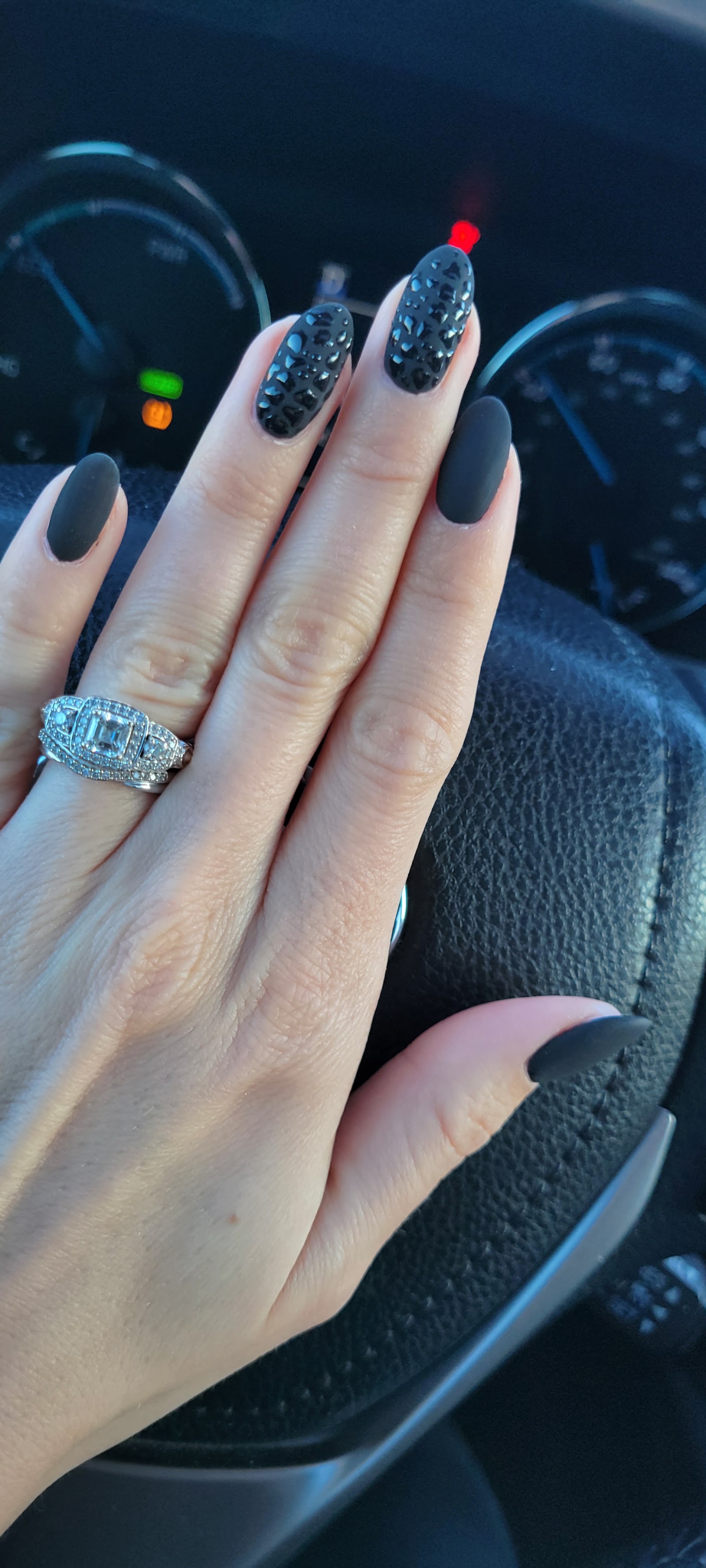 Sassy Nails nail photo 1